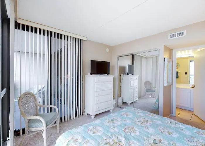 Sunny Beachfront With Balcony Ac Pools & Gym Ocean City
