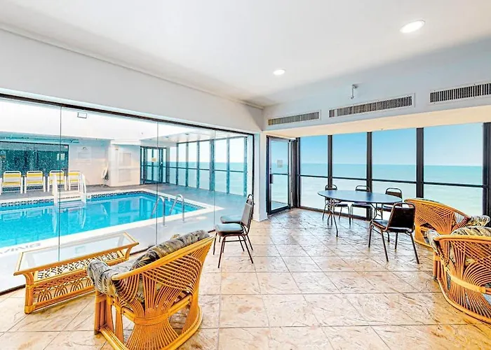 Sunny Beachfront With Balcony Ac Pools & Gym Holiday home Ocean City